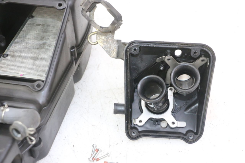 photo de LUFTFILTERKASTEN HONDA XLV VARADERO 125 (2000 - 2006) - Oberflächenzustand und Material