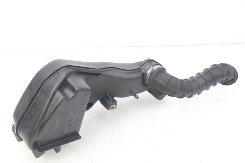 photo de LUFTFILTERKASTEN PIAGGIO ZIP 4T 50 (2006 - 2017) - Technische Nahaufnahme