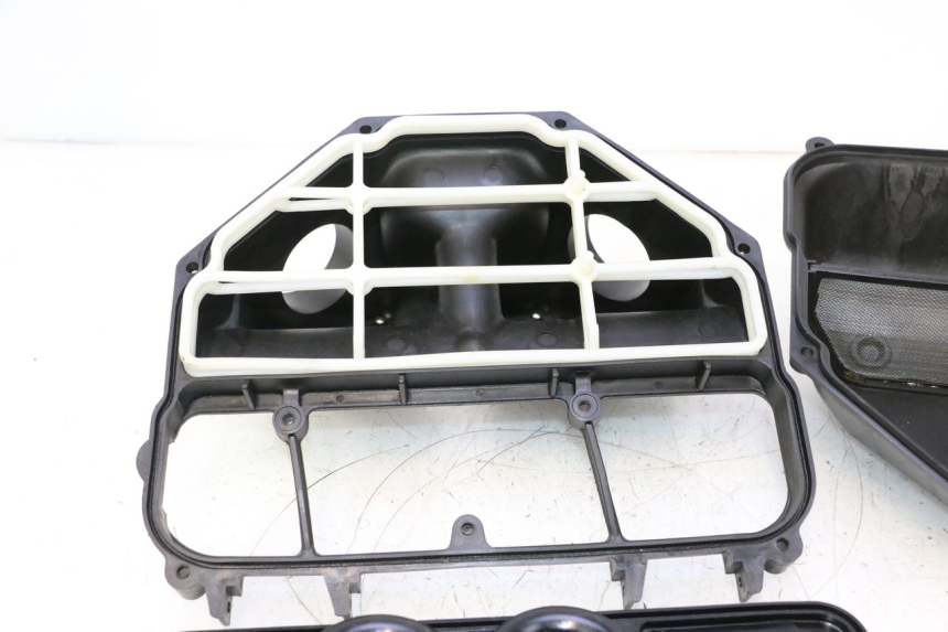 photo de LUFTFILTERKASTEN KAWASAKI ZX-6R ZX6R 600 (2000 - 2002) - Weitere Ansicht des Artikels