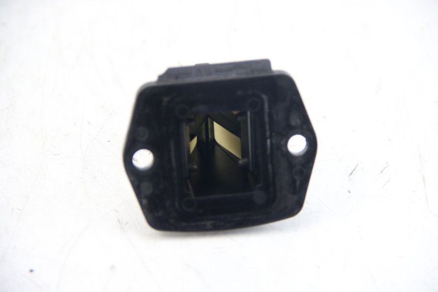 photo de ANSAUGSTUTZEN PIAGGIO FLY 2T 50 (2004 - 2017) - Alternative Perspektive