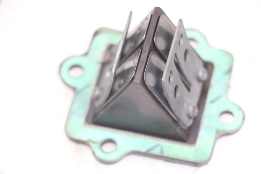 photo de ANSAUGSTUTZEN KEEWAY RY6 2T 50 (2011 - 2019) - Zoom auf Gebrauchszustand