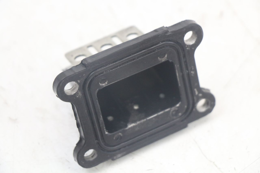 photo de VERGASERFLANSCH DERBI SENDA SM X-TREME 50 (2006 - 2010) - Detailansicht des Bauteils