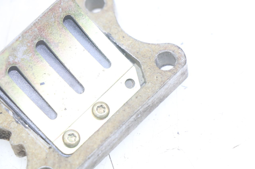 photo de ANSAUGSTUTZEN PEUGEOT SPEEDFIGHT LC 50 (1996 - 2002) - Detailansicht des Bauteils