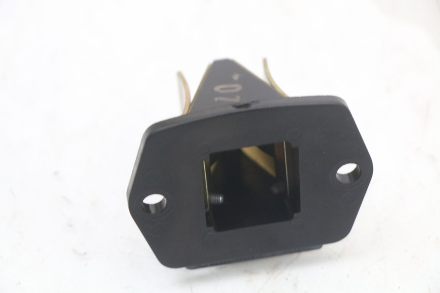 photo de MEMBRANBLOCK PIAGGIO TYPHOON 50 (2000 - 2009) - Detailansicht des Bauteils