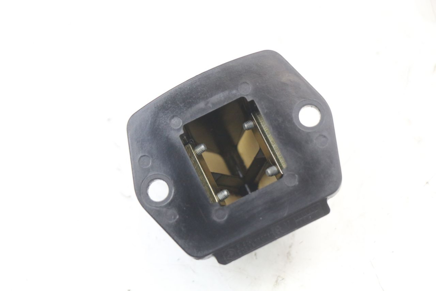 photo de MEMBRANBLOCK PIAGGIO TYPHOON 50 (2000 - 2009) - Zoom auf Gebrauchszustand