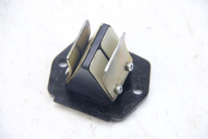 photo de ANSAUGSTUTZEN PIAGGIO VESPA S 2T 50 (2007 - 2014) - Oberflächenzustand und Material