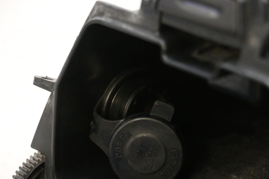 photo de HANDSCHUHFACH YAMAHA FJR ABS 1300 (2006 - 2012) - Technische Nahaufnahme