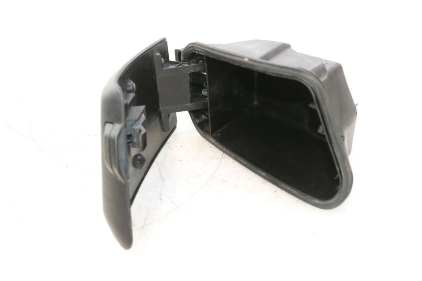 photo de HANDSCHUHFACH HONDA FJS SILVER WING SILVERWING 400 (2005 - 2008) - Zoom auf Gebrauchszustand
