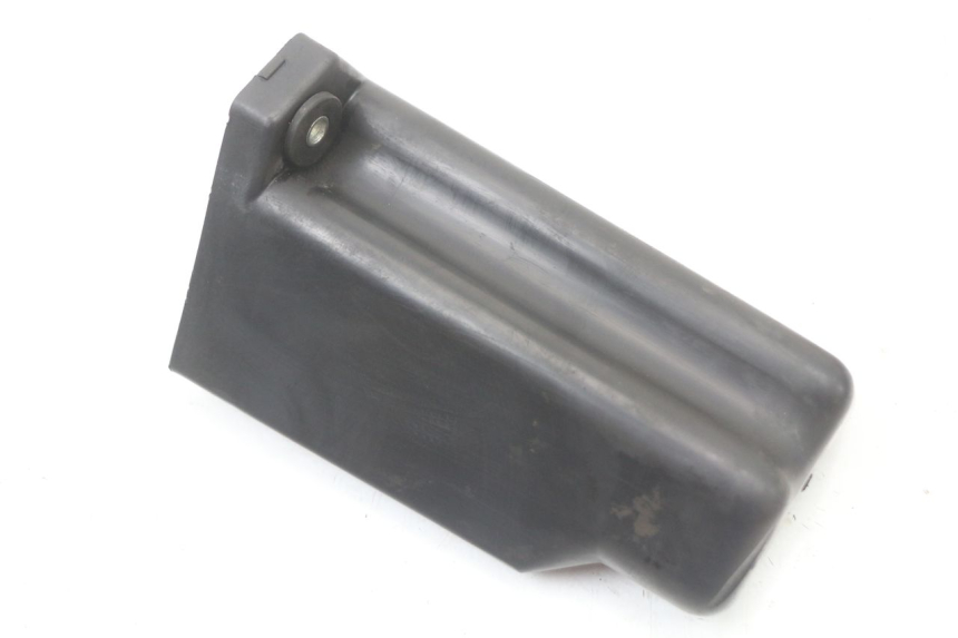 photo de HANDSCHUHFACH SUZUKI GN 125 (1997 - 2000) - Zoom auf Gebrauchszustand