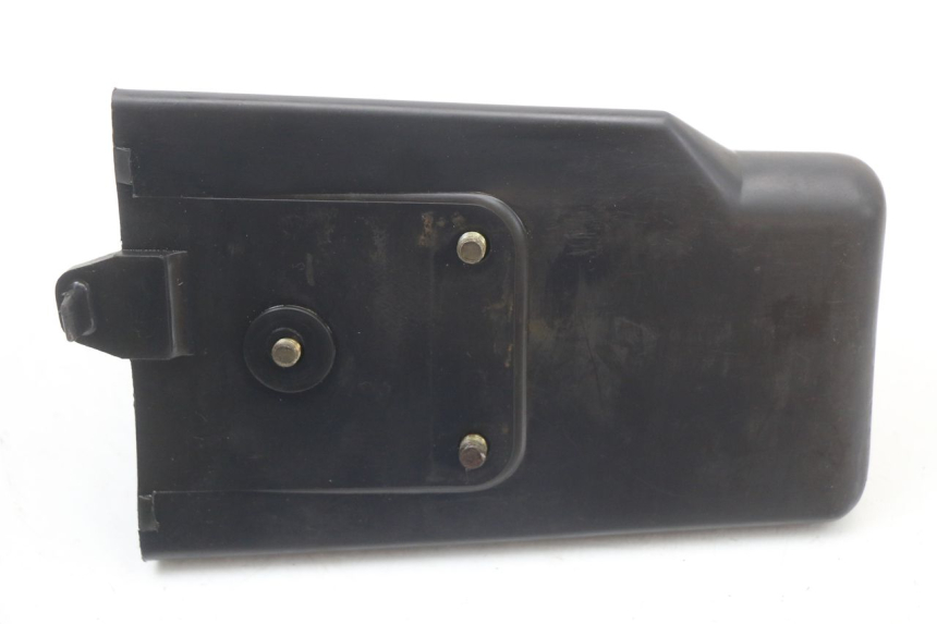 photo de HANDSCHUHFACH SUZUKI GN 125 (1997 - 2000) - Alternative Perspektive