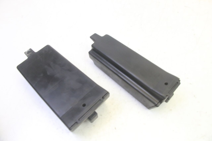 photo de HANDSCHUHFACH KAWASAKI GPX R WARBIRD 600 (1988 - 1993) - Alternative Perspektive