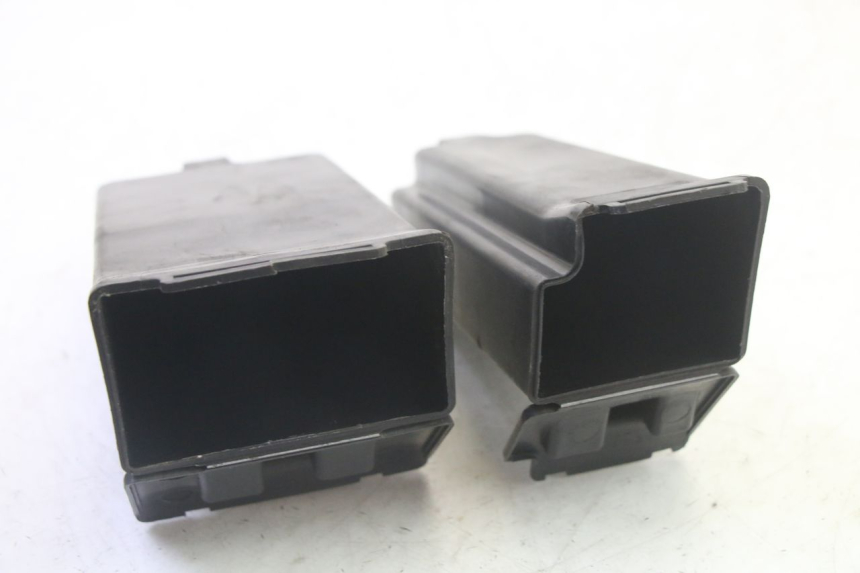 photo de HANDSCHUHFACH KAWASAKI GPX R WARBIRD 600 (1988 - 1993) - Gesamtansicht des Produkts