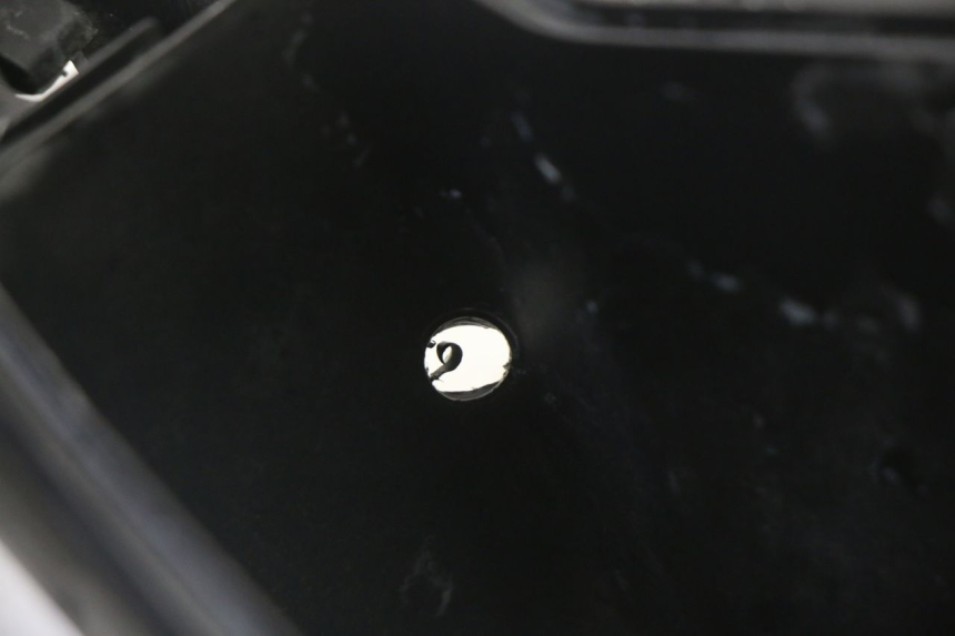 photo de HANDSCHUHFACH HONDA NTV DEAUVILLE 650 (2001 - 2006) - Gesamtansicht des Produkts