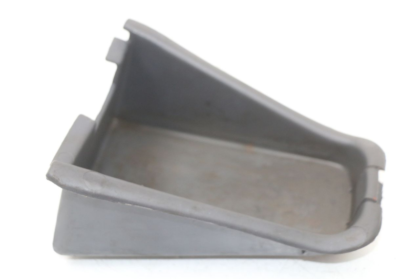 photo de HANDSCHUHFACH APRILIA SR CARB LC 2T 50 (2004 - 2012) - Detailansicht des Bauteils