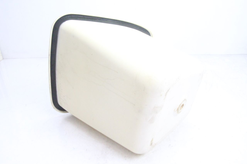 photo de HANDSCHUHFACH YAMAHA WAVE RUNNER GP R 1200 (2000 - 2003) - Technische Nahaufnahme
