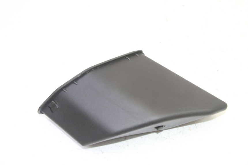 photo de HANDSCHUHFACH PIAGGIO X9 EVOLUTION 125 (2003 - 2007) - Technische Nahaufnahme