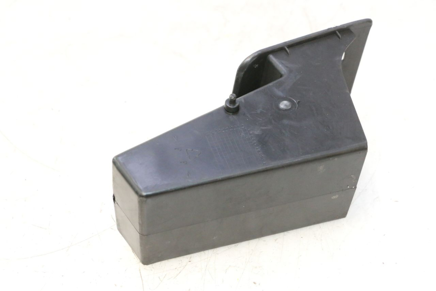 photo de HANDSCHUHFACH YAMAHA YP MAJESTY 125 (2002 - 2006) - Zoom auf Gebrauchszustand