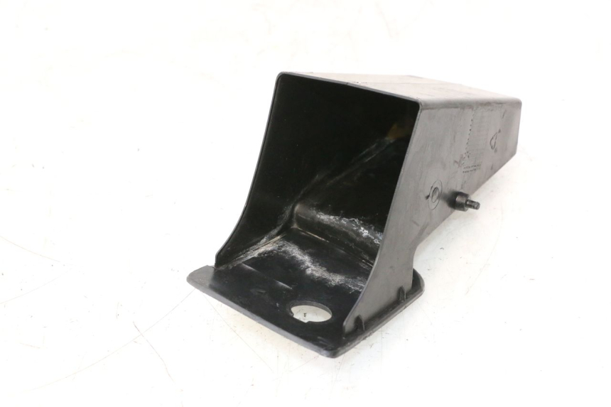 photo de HANDSCHUHFACH YAMAHA YP MAJESTY 125 (2002 - 2006) - Technische Nahaufnahme