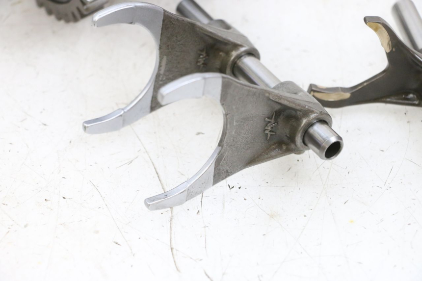 photo de GETRIEBE  MV AGUSTA BRUTALE R WALLY 910 (2008 - 2008) - Charakteristische Merkmale