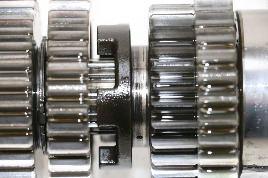 photo de GETRIEBE HONDA CBR RR FIREBLADE 900 (1992 - 1994) - Weitere Ansicht des Artikels