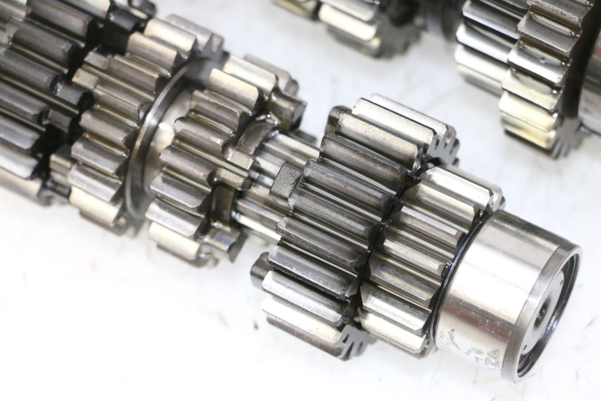 photo de GETRIEBE HONDA CBR RR FIREBLADE 900 (1992 - 1994) - Kennzeichnungen und Originalreferenzen