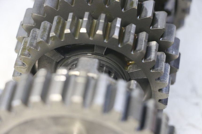 photo de GETRIEBE HONDA CBRF CBR-F PC41 600 (2011 - 2013) - Zoom auf Gebrauchszustand