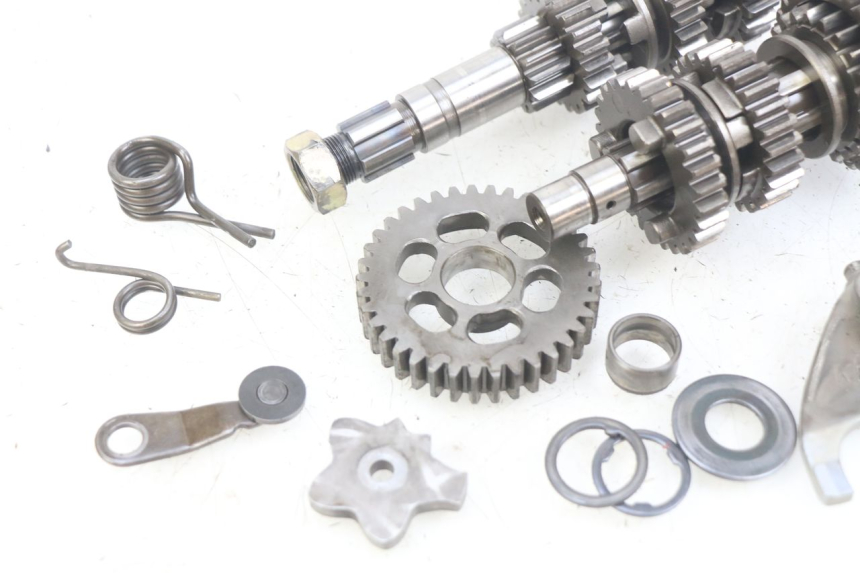 photo de GETRIEBE HONDA CM 125 (1983 - 2003) - Alternativer Blickwinkel