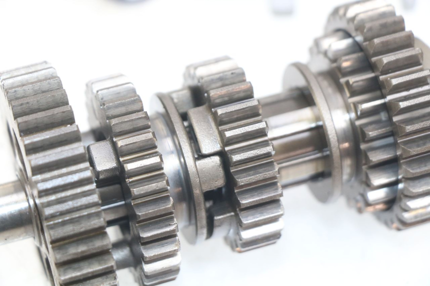 photo de GETRIEBE HONDA CM 125 (1983 - 2003) - Details der Befestigungspunkte