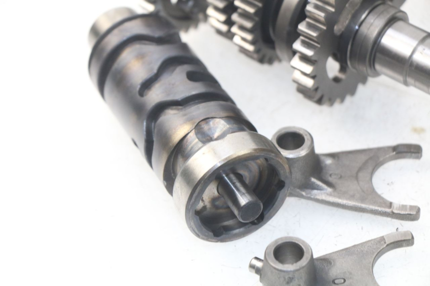 photo de GETRIEBE  HYOSUNG COMET GTR 125 (2007 - 2014) - Details der Befestigungspunkte