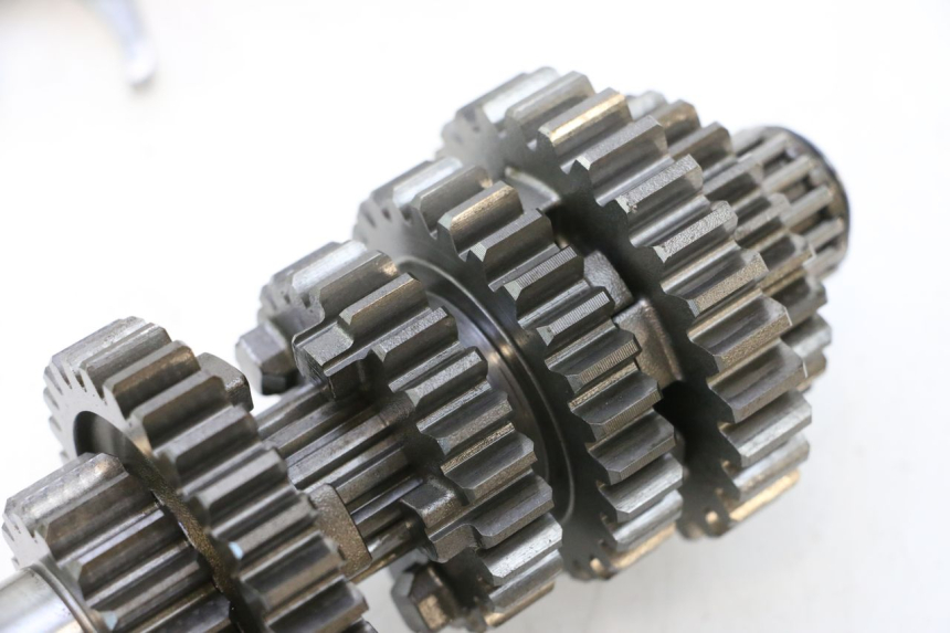 photo de GETRIEBE  KAWASAKI ER-6 ER6 N 650 (2005 - 2009) - Fokus auf die Struktur