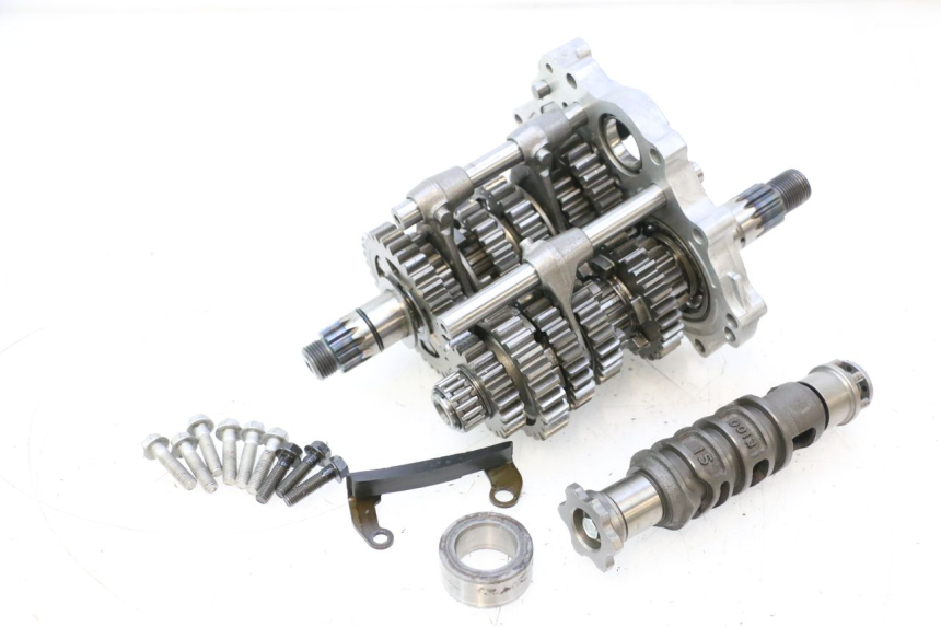 photo de GETRIEBE  KAWASAKI ER-6 ER6 N 650 (2005 - 2009) - Details der Befestigungspunkte
