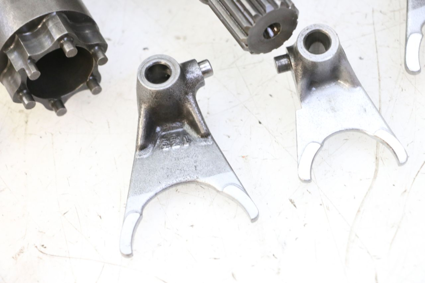 photo de GETRIEBE APRILIA ETX 125 (1998 - 2002) - Technische Nahaufnahme