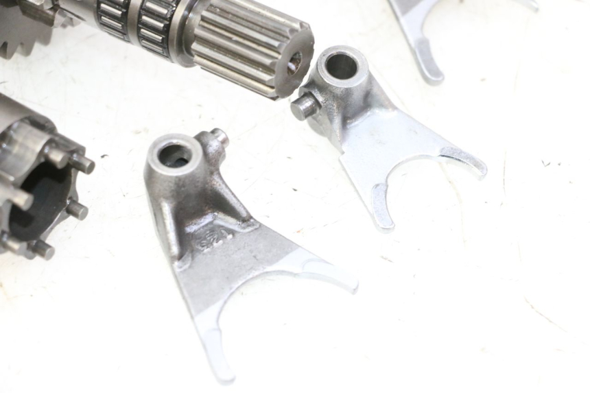 photo de GETRIEBE APRILIA ETX 125 (1998 - 2002) - Details der Befestigungspunkte