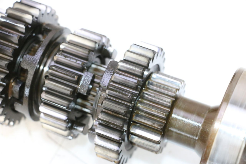 photo de GETRIEBE  YAMAHA FJR 1300 (2001 - 2005) - Charakteristische Merkmale