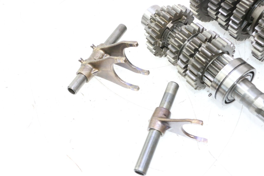 photo de GETRIEBE  SUZUKI GSR 600 (2005 - 2012) - Oberflächenzustand und Material