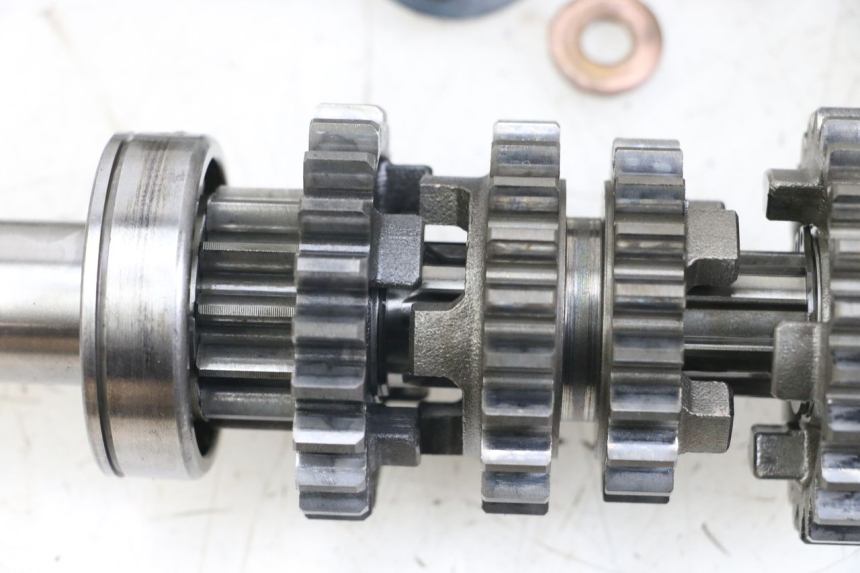 photo de GETRIEBE  SUZUKI GSX E 250 (1982 - 1983) - Fokus auf die Struktur