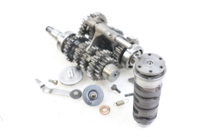 photo de GETRIEBE  SUZUKI GSX E 250 (1982 - 1983) - Alternative Perspektive