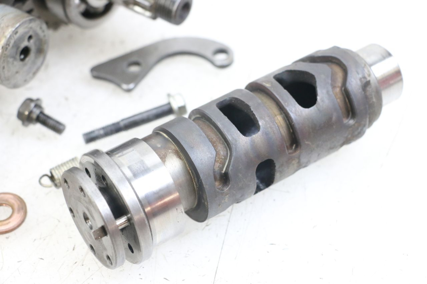 photo de GETRIEBE  SUZUKI GSX E 250 (1982 - 1983) - Gesamtansicht des Produkts