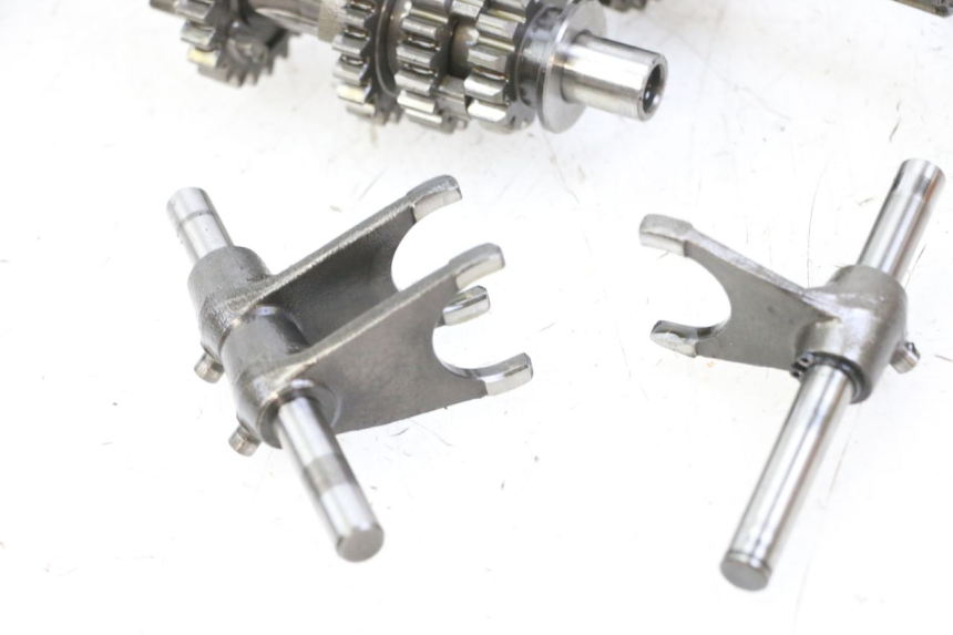 photo de GETRIEBE  HYOSUNG GTR 125 (2006 - 2008) - Oberflächenzustand und Material