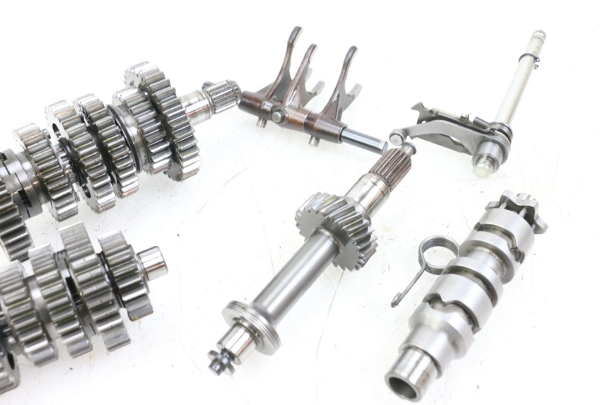 photo de GETRIEBE  MOTO GUZZI NORGE 8V GT 1200 (2011 - 2016) - Detaillierte Sichtprüfung