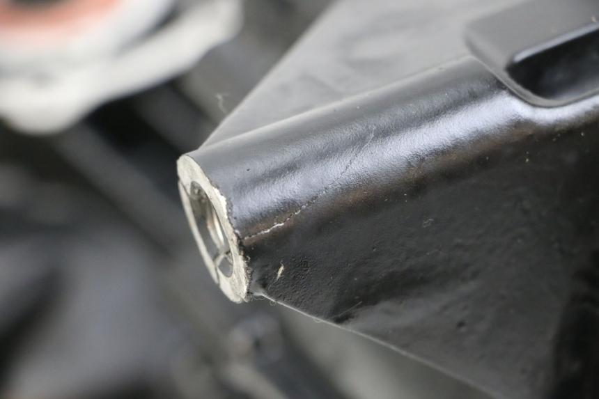 photo de GETRIEBE  MOTO GUZZI NORGE 8V GT 1200 (2011 - 2016) - Details der Befestigungspunkte