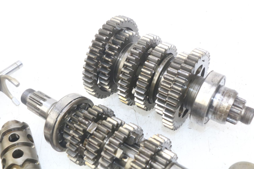 photo de GETRIEBE TRIUMPH SPRINT ST 955 (1999 - 2001) - Profilansicht des Ersatzteils