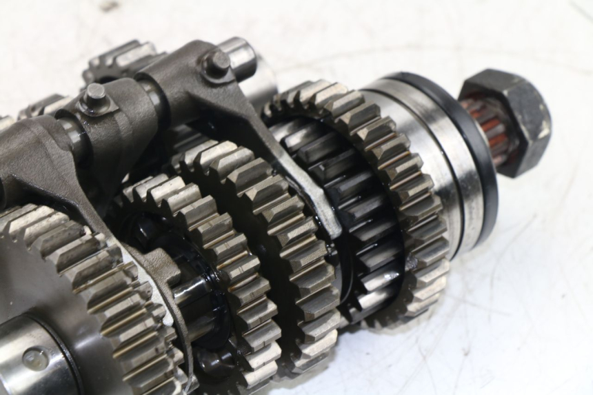 photo de GETRIEBE  SUZUKI GSF N BANDIT 650 (2005 - 2006) - Detailansicht des Bauteils