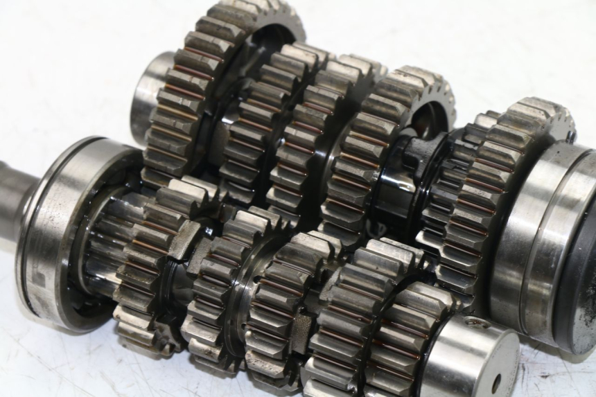 photo de GETRIEBE  SUZUKI GSF S BANDIT ABS 650 (2005 - 2006) - Details der Befestigungspunkte