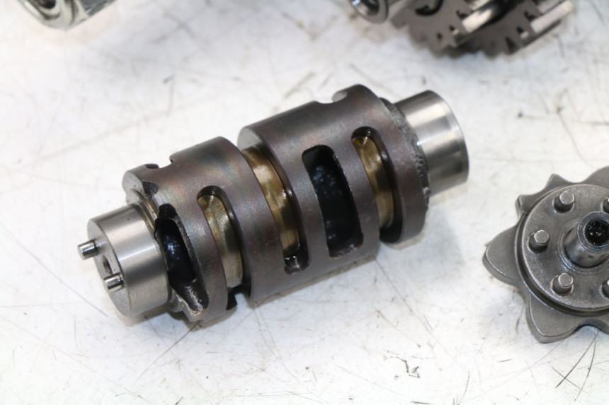 photo de GETRIEBE  SUZUKI SFV GLADIUS 650 (2009 - 2015) - Zoom auf Komponenten