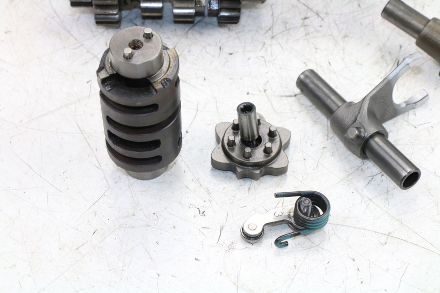 photo de GETRIEBE  SUZUKI SFV GLADIUS 650 (2009 - 2015) - Details der Befestigungspunkte