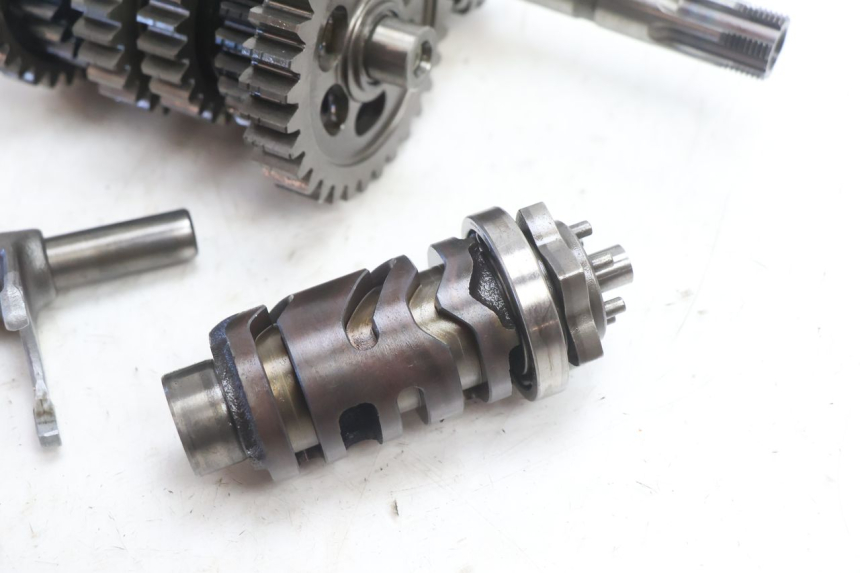photo de GETRIEBE  SUZUKI SV S 650 (1999 - 2002) - Details der Befestigungspunkte