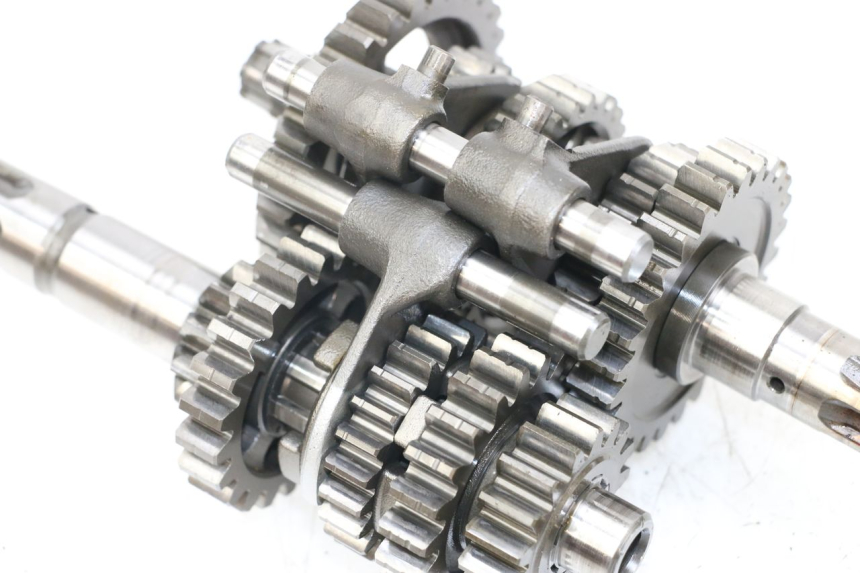 photo de GETRIEBE  SUZUKI VL INTRUDER 125 (2004 - 2007) - Details der Befestigungspunkte