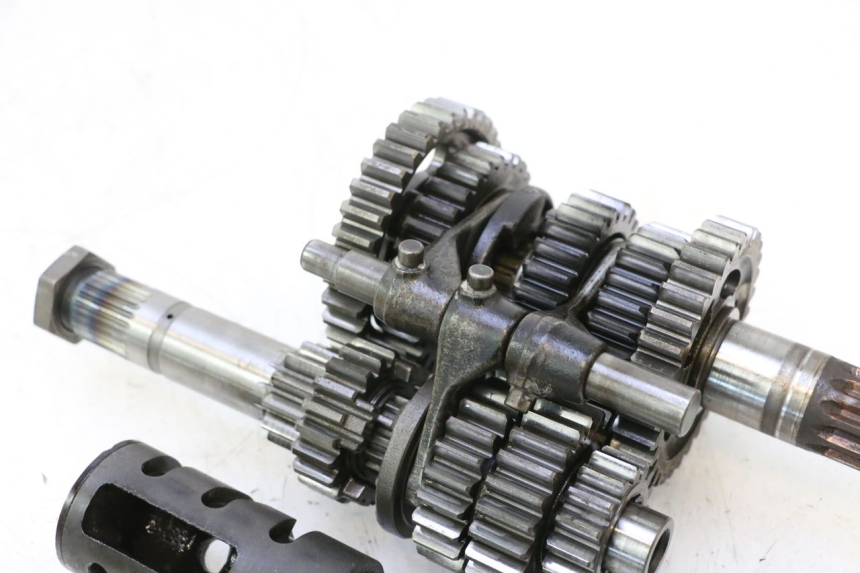photo de GETRIEBE  HONDA XRV AFRICA TWIN 750 (1990 - 1992) - Details der Befestigungspunkte