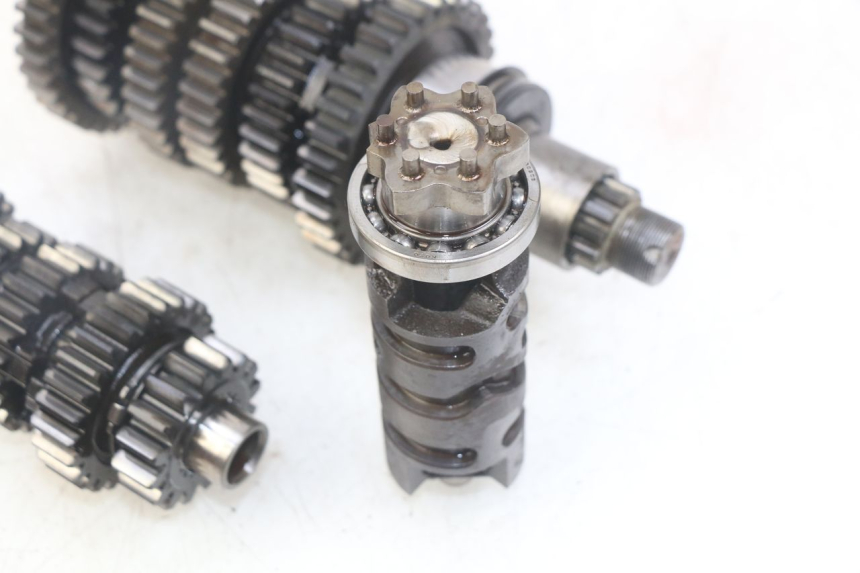 photo de GETRIEBE YAMAHA YZF R1 1000 (2007 - 2008) - Zoom auf Komponenten